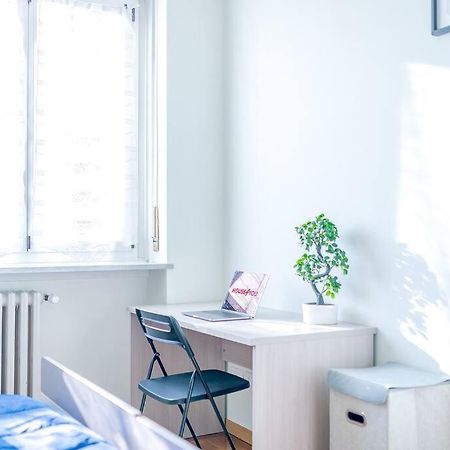 Navigli - Downtown - Duomo Spacious Two Bedroom Apartment - Close To Metro - Ac - Wi-Fi มิลาน ภายนอก รูปภาพ